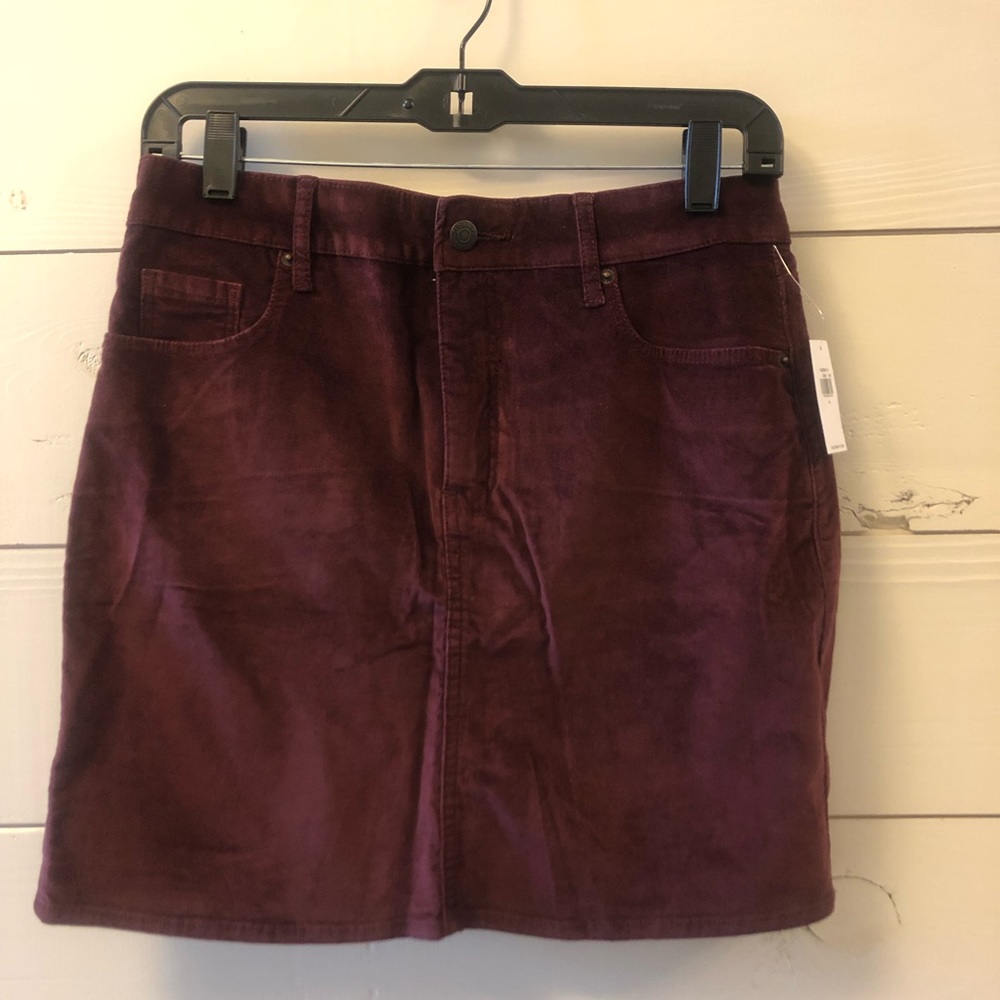 Velvet mini skirt - size 4